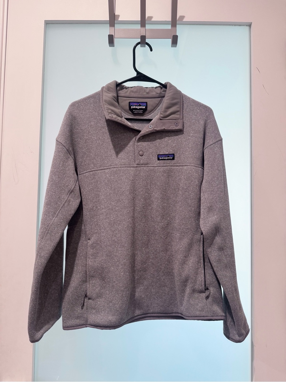 Patagonia Women’s Heather Grey Fleece Quarter Button Up Jacket Pocket